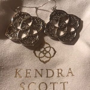 Kendra Scott Dawn earrings